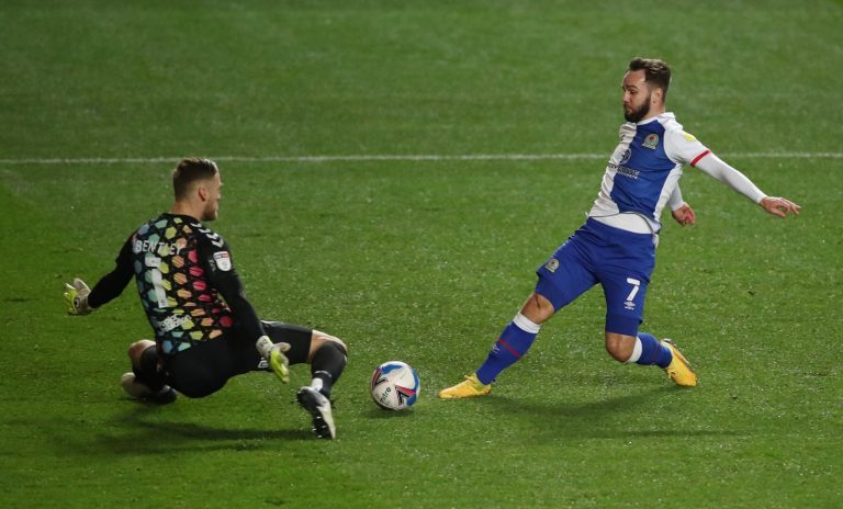Southampton: Fans react to Adam Armstrong news