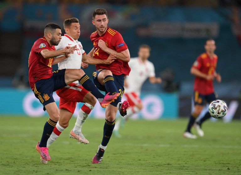 Man City: Fans happy with Aymeric Laporte news