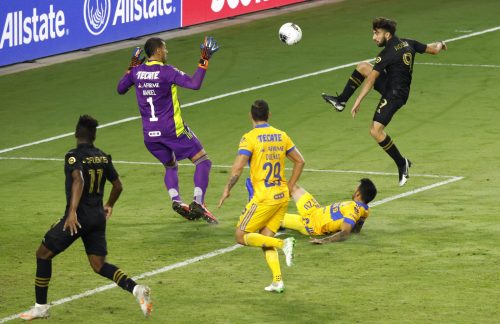 diego-rossi-shoots-for-los-angeles-fc