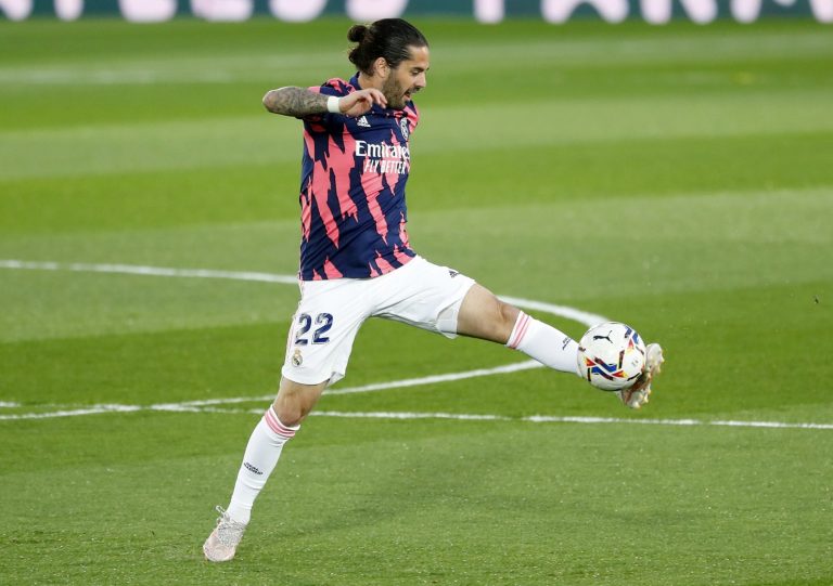Everton: Blues hopeful of Isco loan deal