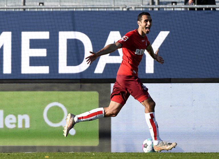 West Ham United: Hammers fans rave over offer involving Ellyes Skhiri