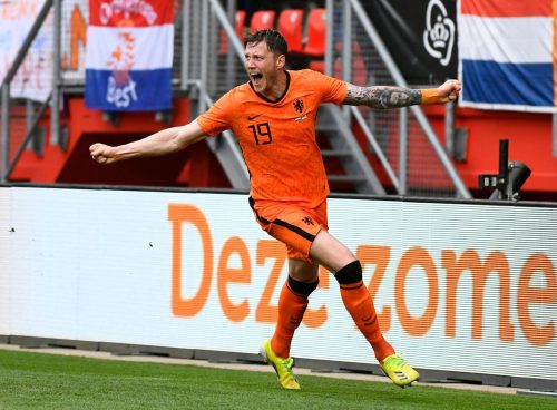 wout weghorst in action for the netherlands