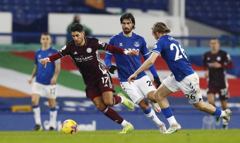 Exclusive: Michael Ball thinks Ayoze Perez “ticks all the boxes” for Everton