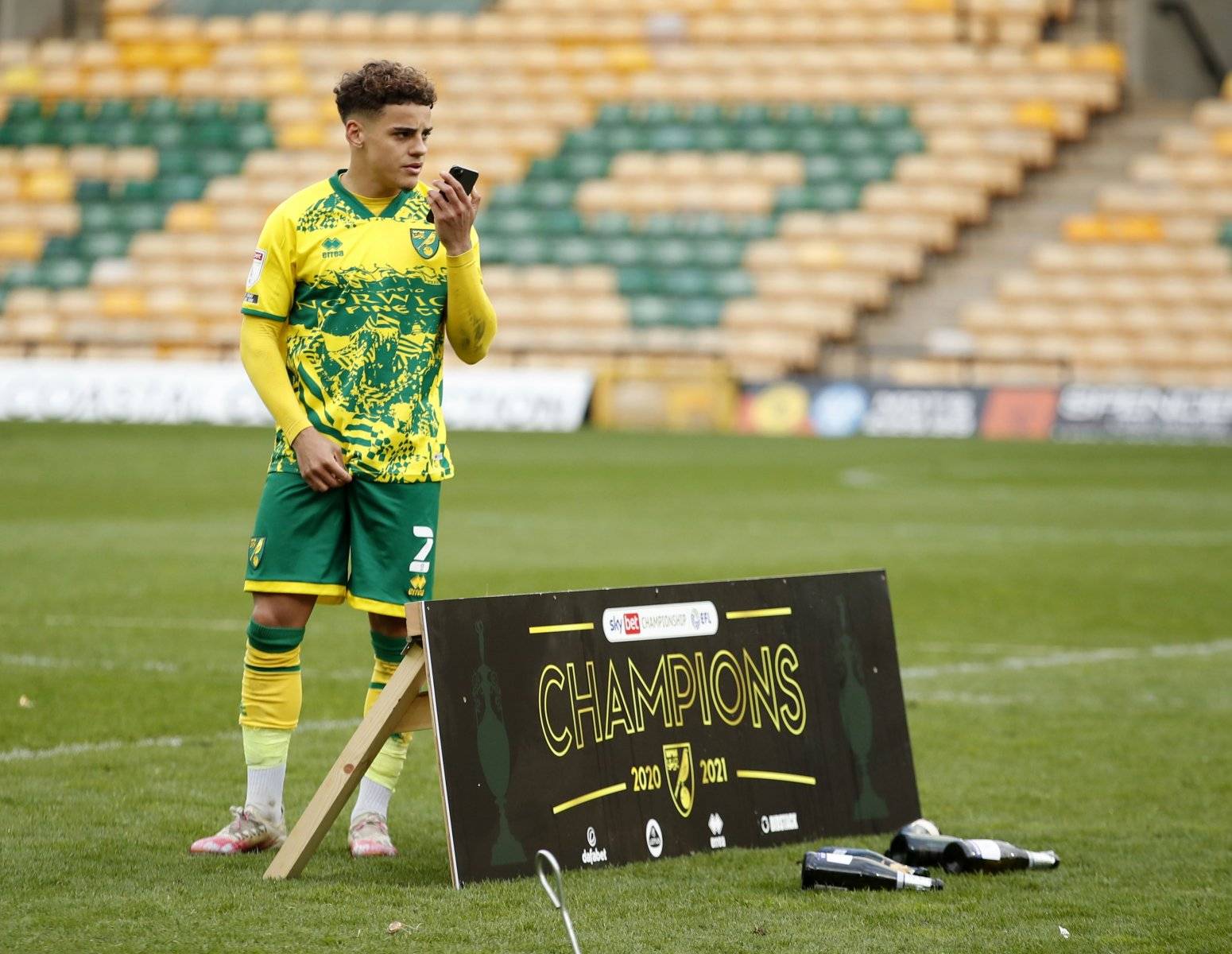 Norwich: Everton linked with Max Aarons move - Norwich City