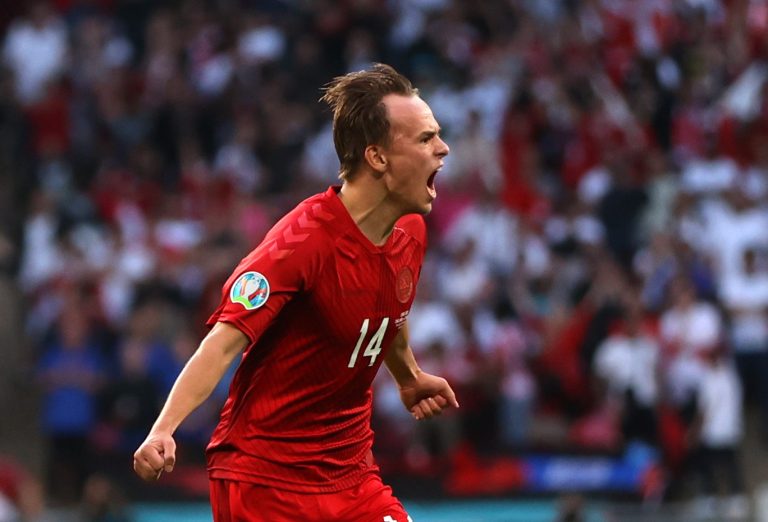 Leeds: Whites keen on Mikkel Damsgaard move