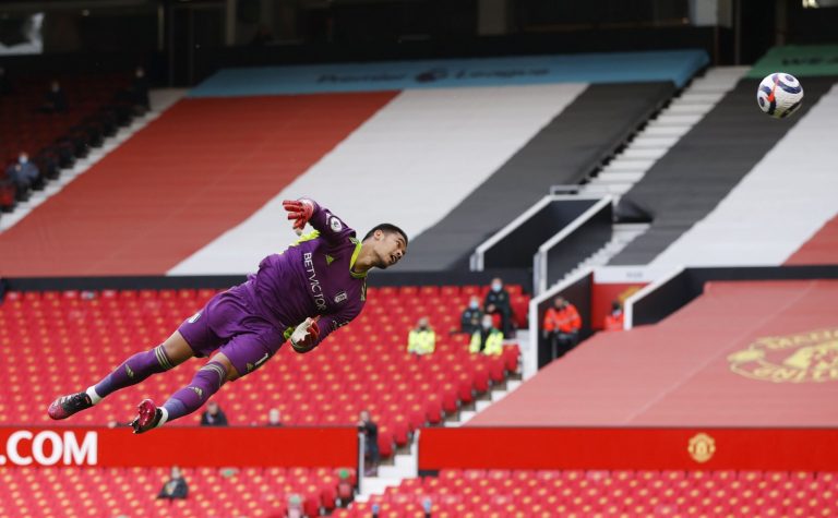 West Ham United: Fans buzz as club confirm Alphonse Areola signing