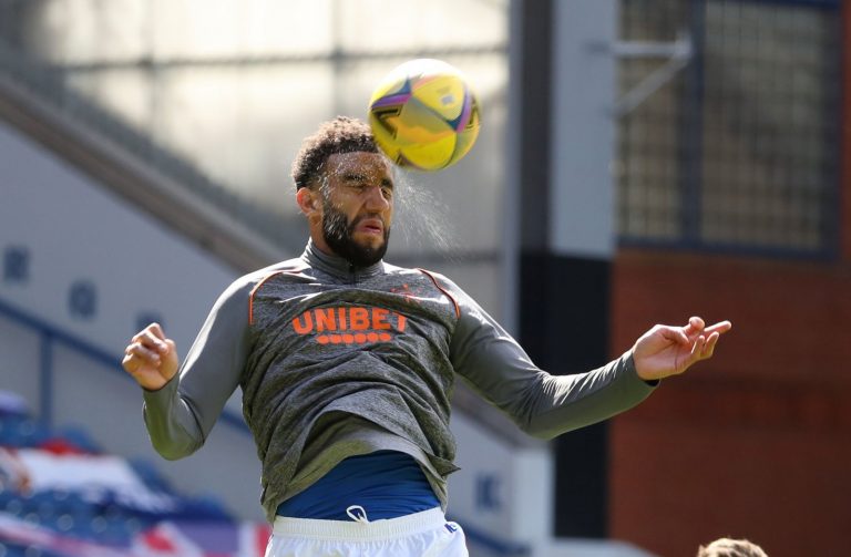 connor-goldson-warms-up-prior-to-celtic