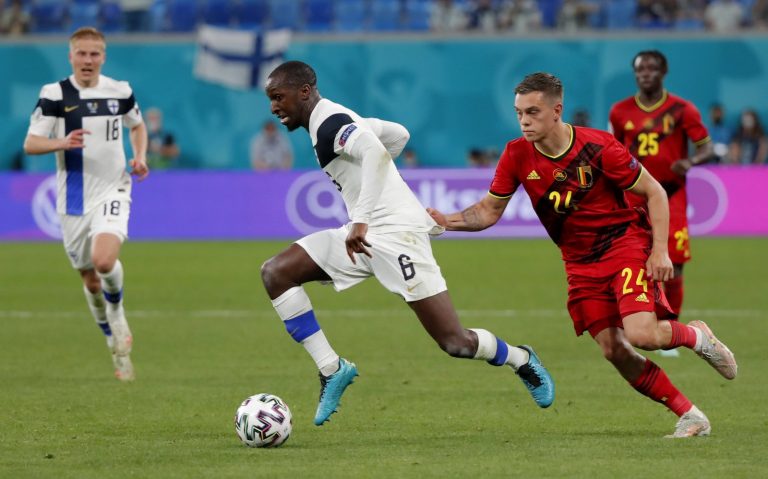 Rangers: Everton interested in signing Glen Kamara
