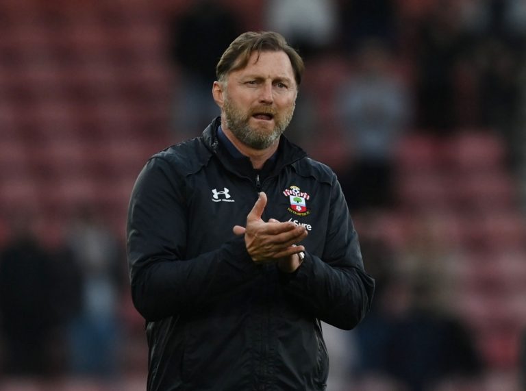 ralph-hasenhuttl-claps-vs-leeds