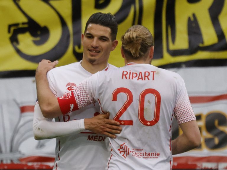 Celtic: Hoops interested in Zinedine Ferhat
