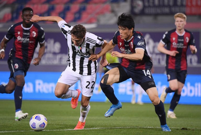 Tottenham Hotspur: Takehiro Tomiyasu green lights move to England
