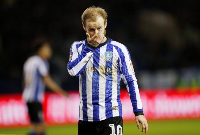 2020-03-04T212259Z_1569563855_RC29DF99MQ8A_RTRMADP_3_SOCCER-ENGLAND-SHF-MCI-REPORT