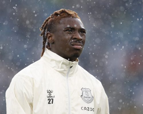 Moise Kean warms up