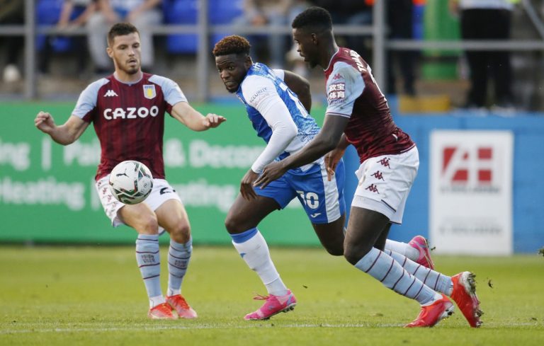 axel-tuanzebe-aston-villa