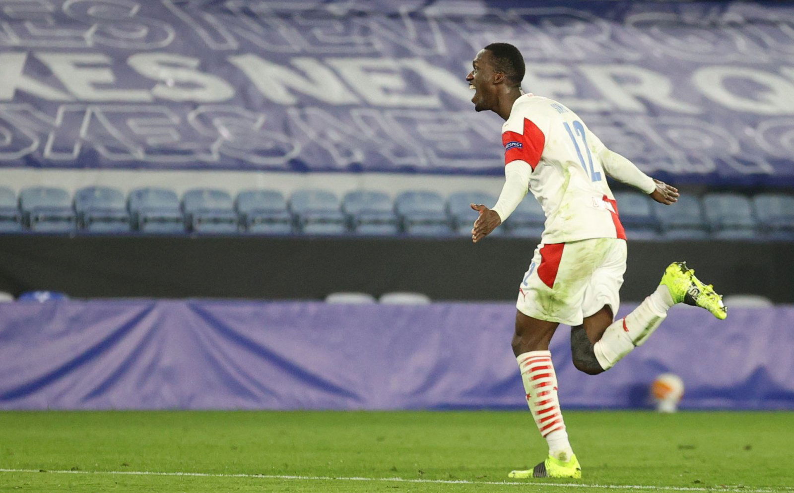 West Ham: Fans react to Abdallah Sima transfer latest -West Ham News