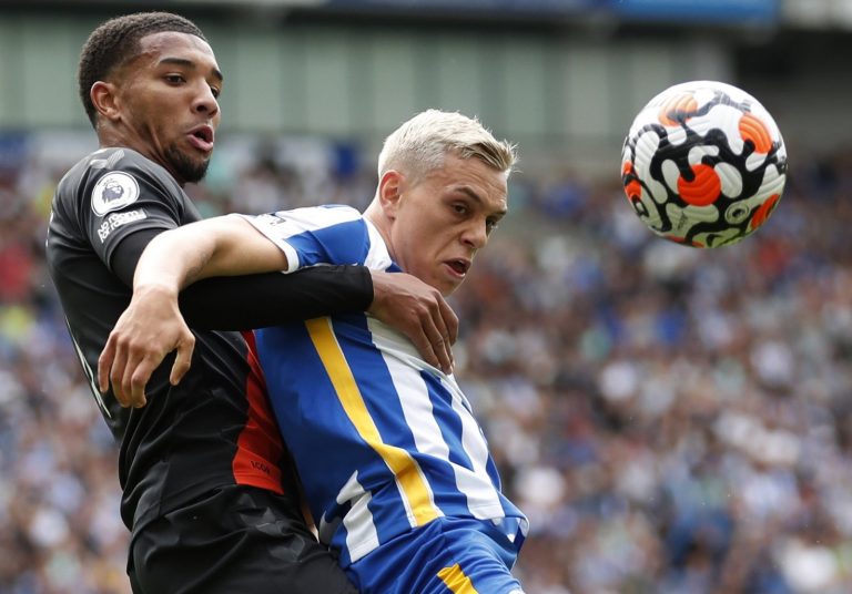 Everton: Fans baffled by Mason Holgate transfer news
