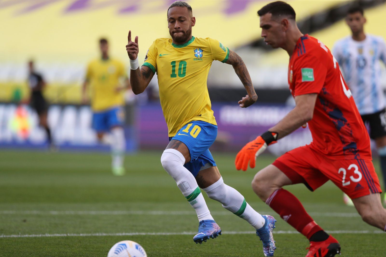 Man City: Sky Blues offered chance to sign Neymar -Manchester City News