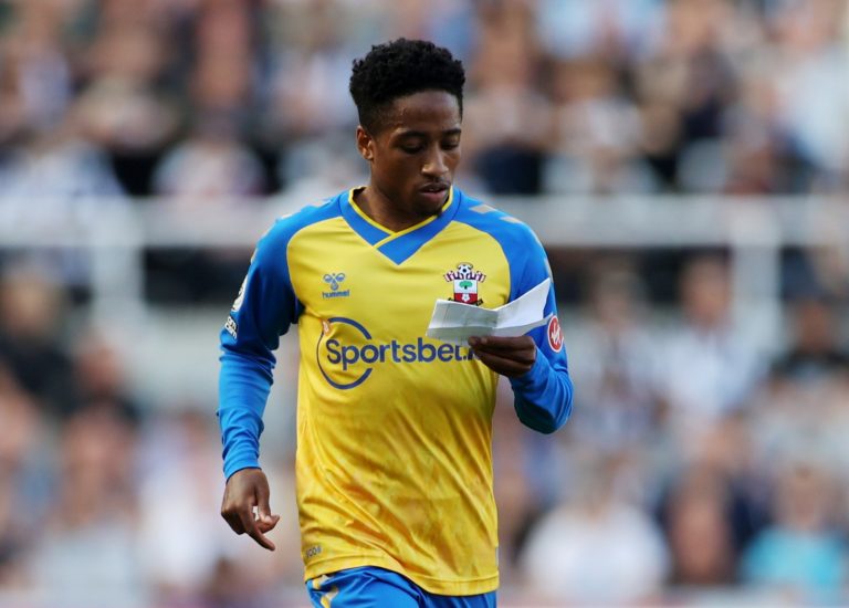 Southampton: Saints snub late Kyle Walker-Peters approach