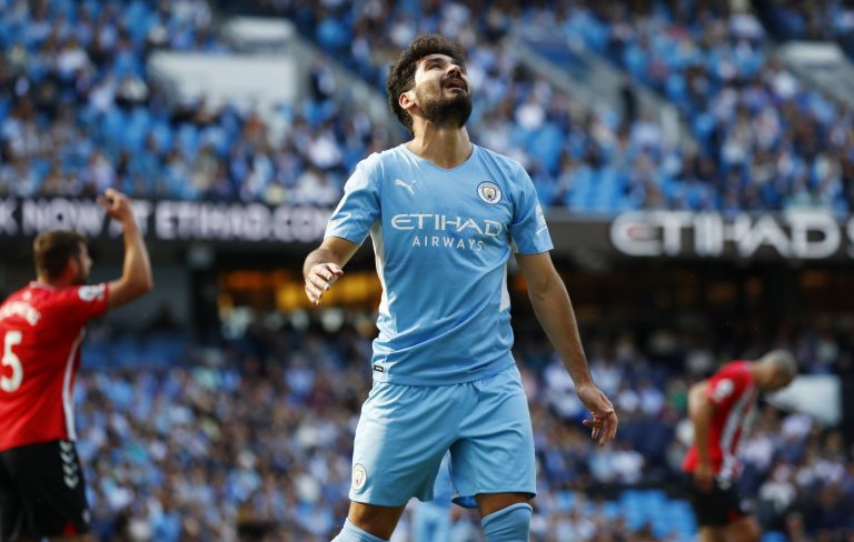 Manchester City: Kevin Campbell reacts to Gundogan transfer update