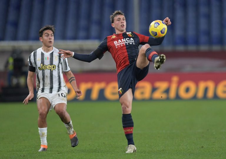 Luca Pellegrini in action for Genoa