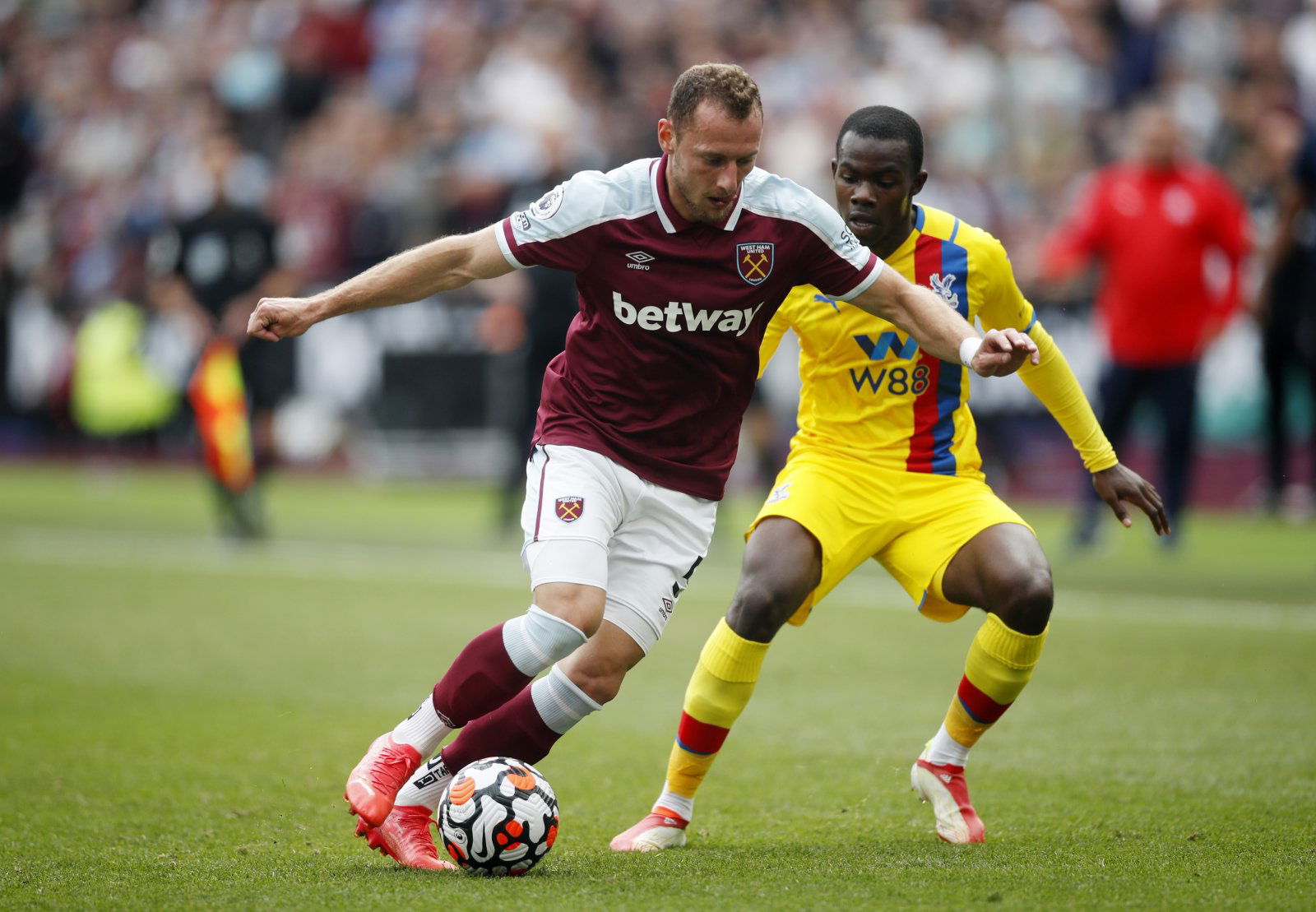 West Ham United: Paddy Kenny makes Vladimir Coufal exit claim -West Ham News