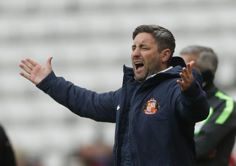 Sunderland: Fans praise Lee Johnson interview