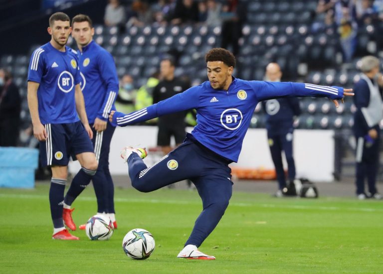 Southampton: Fans react to Che Adams injury