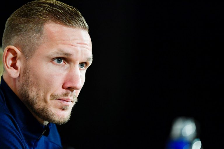 Sheffield United: Fans slam Robin Olsen