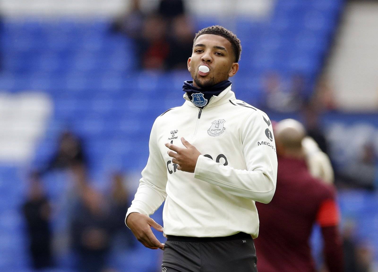 Leeds could now turn attention to Mason Holgate - Leeds United News