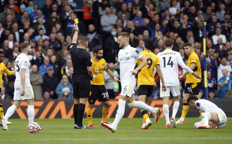 Wolves: Fans slam Joao Moutinho display