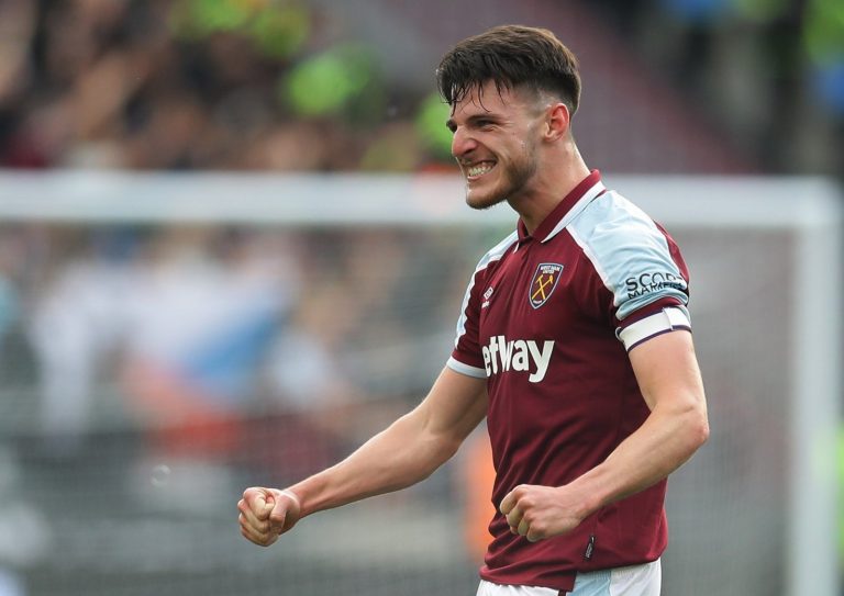 Declan Rice celebrates vs Spurs