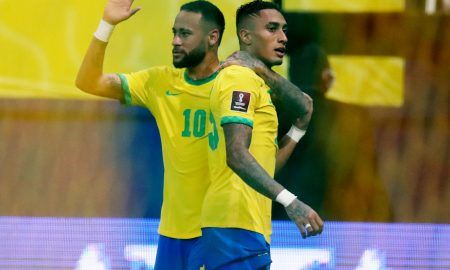 raphinha-with-neymar