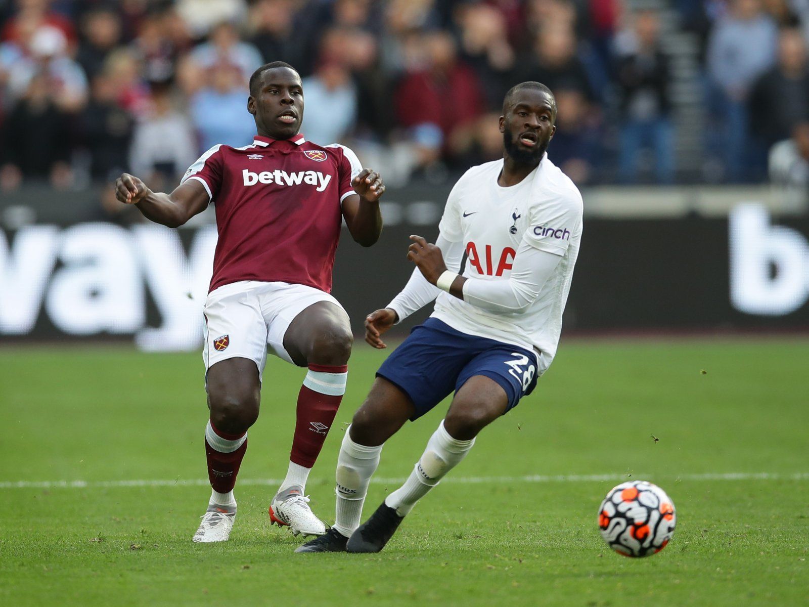 Sky drop Ndombele exit update | The Transfer Tavern