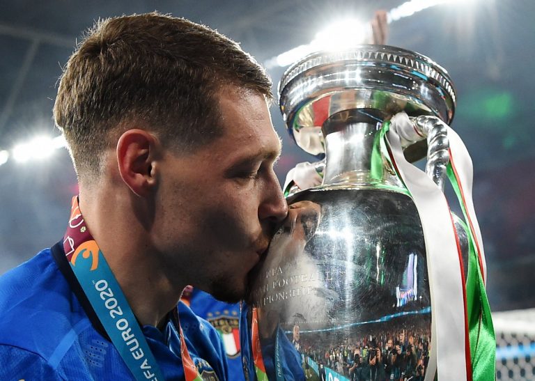 West Ham United: Paddy Kenny wowed by Andrea Belotti news