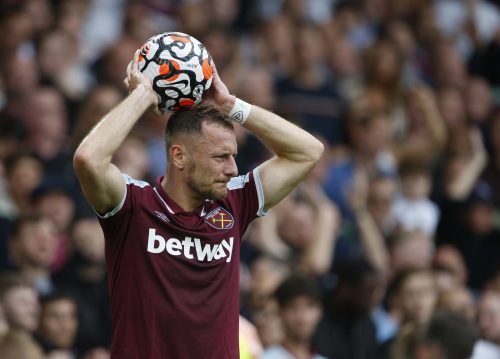 West Ham United: Irons without Vladimir Coufal for Wolves clash
