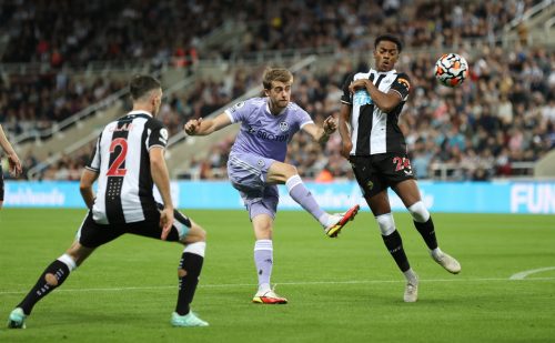 Leeds: Alex McLeish reacts to Patrick Bamford claim