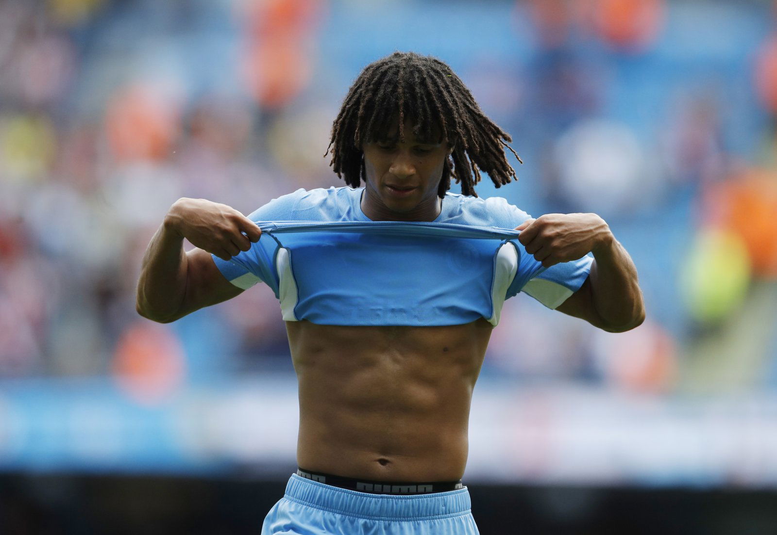 Nathan aké