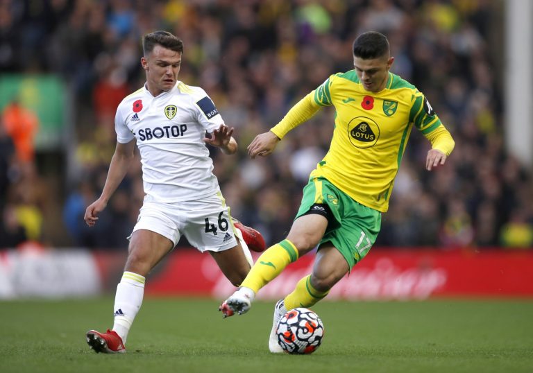 Leeds: Jamie Shackleton back in training