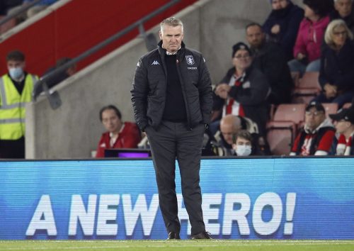 Aston Villa: Fans react to Smith’s training ground routine