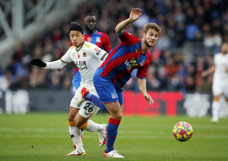 Joachim Andersen in action vs Wolves