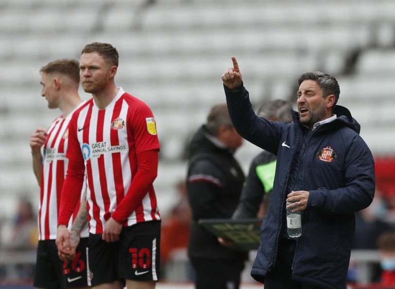 Sunderland: Fans slam O’Brien vs Shrewsbury Town