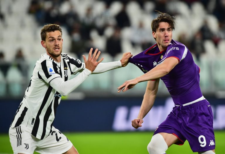 Tottenham: Alasdair Gold provides Dusan Vlahovic update