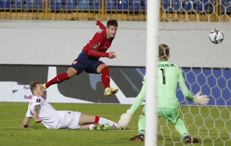 West Ham United: Journalist makes promising Adam Hlozek claim