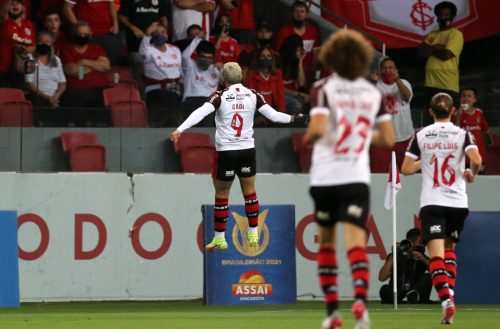 gabriel barbosa scores for flamengo