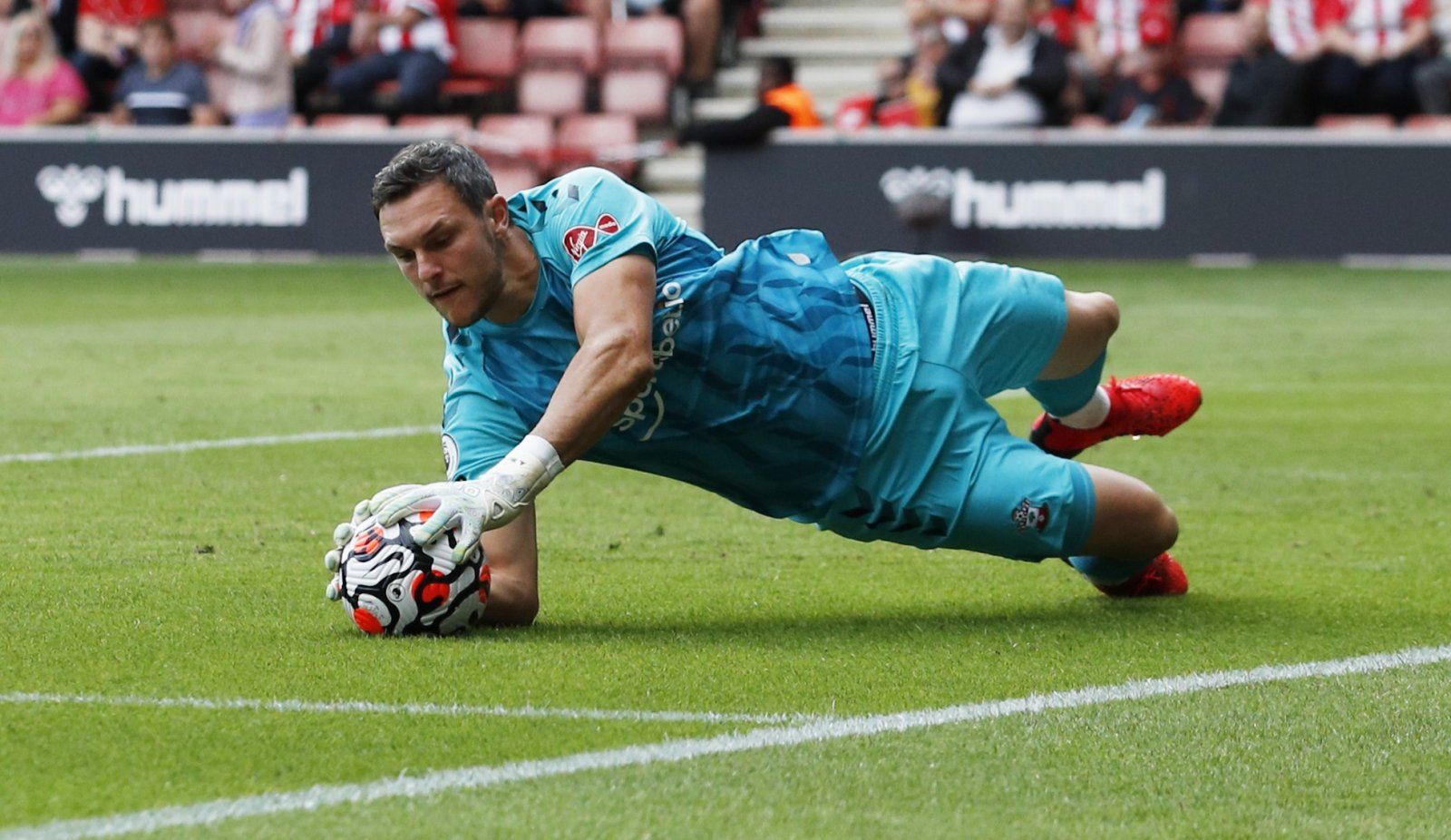Southampton: Alex McCarthy agreed new deal on condition he would be first choice -Premier League News