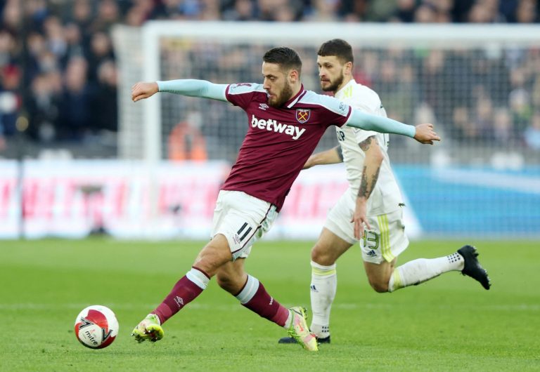West Ham United: Vlasic, Fabianski and Dawson struggle v Burnley