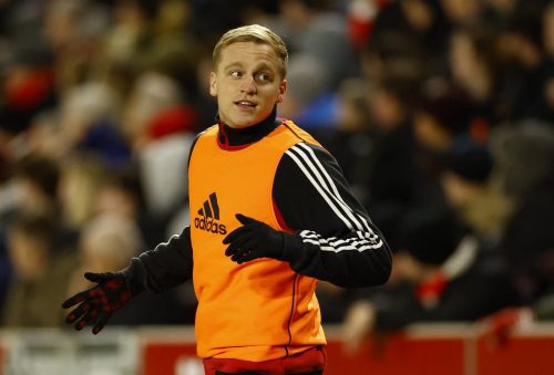 Crystal Palace: Fans react to Donny van de Beek update
