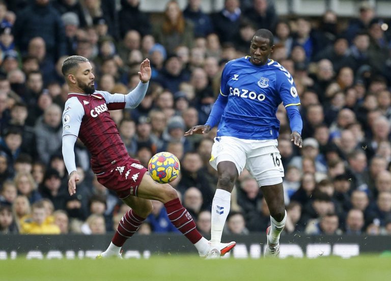 Aston Villa: Fans react to Everton’s Douglas Luiz interest