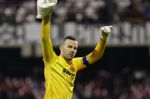 Tottenham Hotspur: Journalist makes Samir Handanovic transfer claim