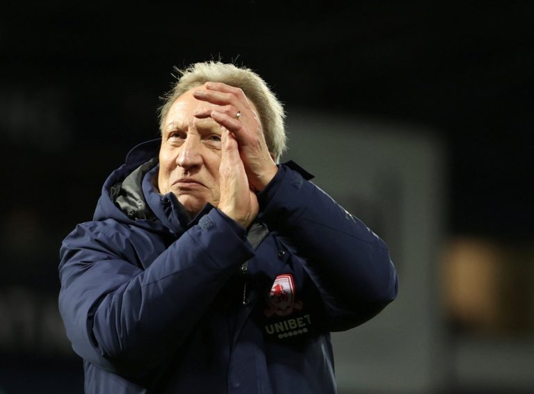 Sunderland: Neil Warnock ‘wants’ job despite Roy Keane talks